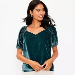 LOFT Green Velvet Top Size Large Short Sleeve